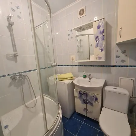 Апартаменти Кравчука,34А Поруч Порт Сіті Lutsk Exterior photo