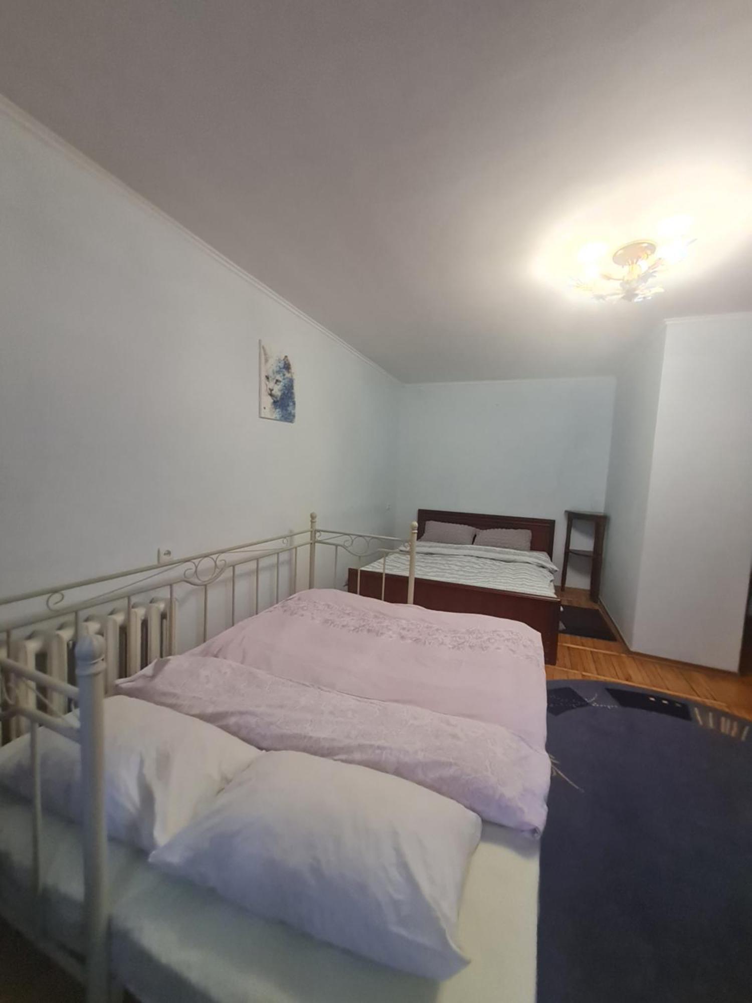 кравчука,34а поруч порт сіті Apartment Lutsk